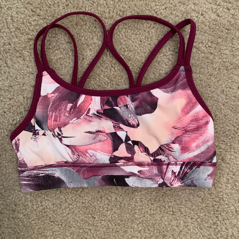 Live love dream crisscrossing back sports bra